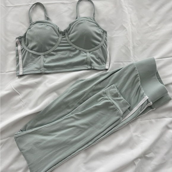 Blue Set - Size M (7-9) - Picture 1 of 5